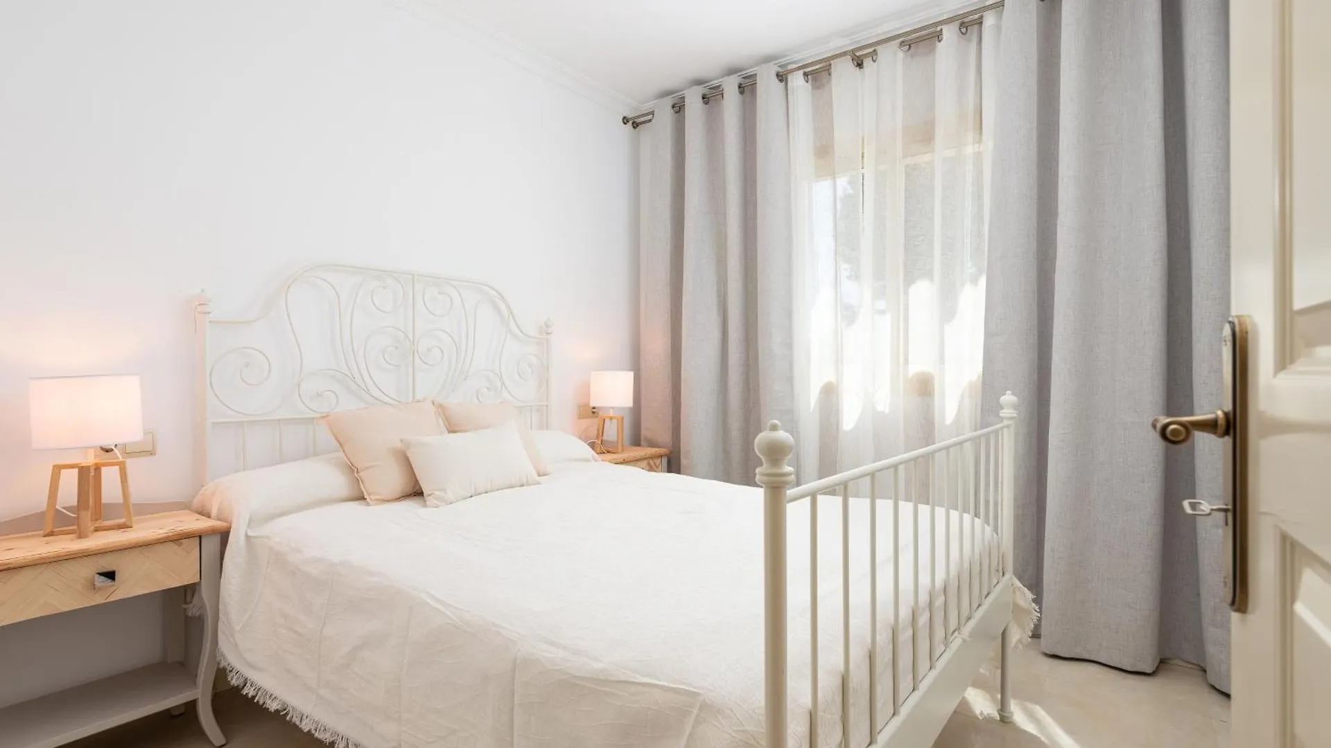 Ferienhaus Villa Hilary Playa de Muro  Spanien
